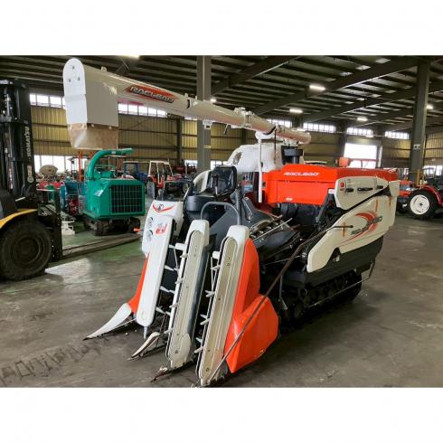 クボタ コンバイン 写真