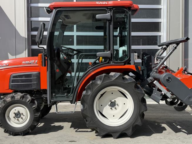トラクター KB21XQMARF4 写真３
