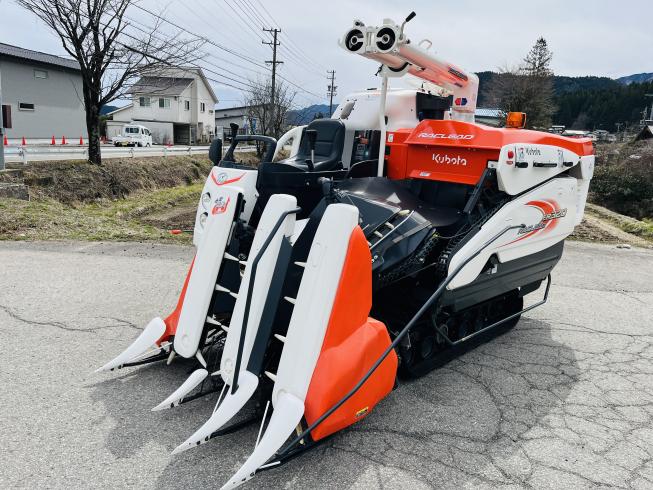 クボタ コンバイン 写真