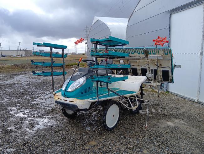 クボタ 田植機 写真