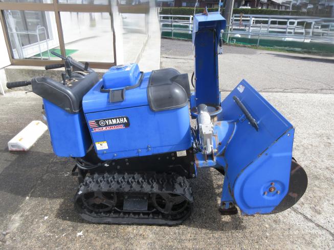 ヤマハ 除雪機 写真