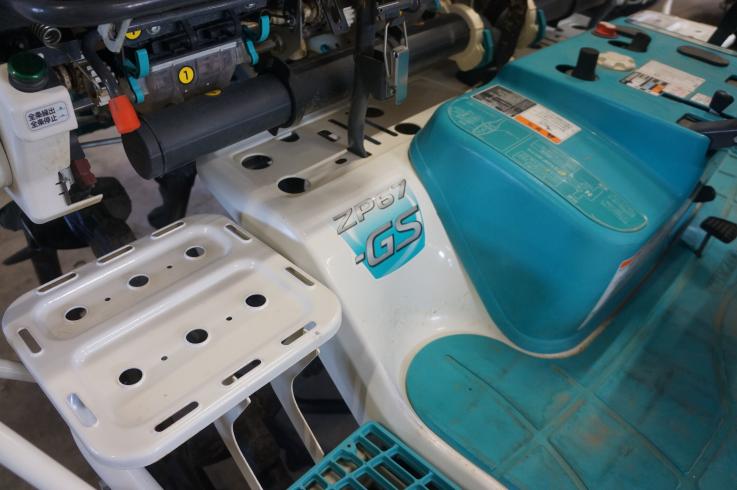 田植機 ZP67 写真５