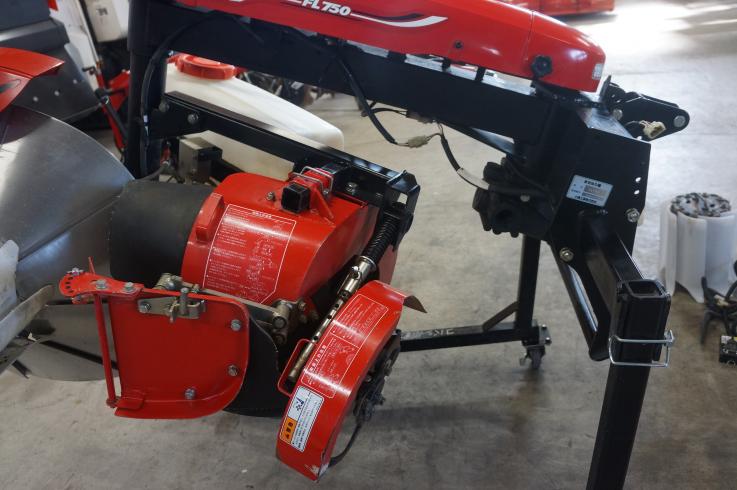 畦塗機 FL750 写真４