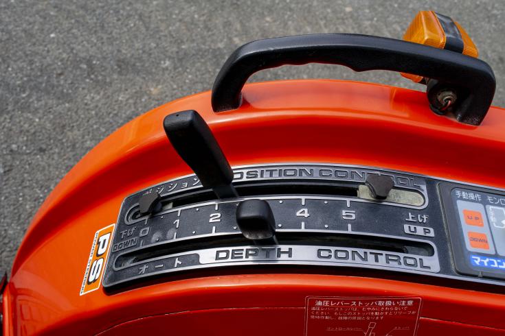 トラクター X-24 写真５