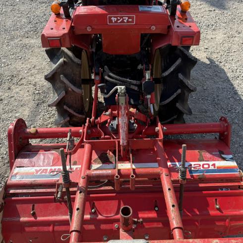 トラクター F15D 写真５