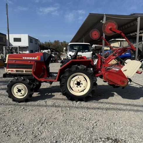 トラクター F15D 写真４