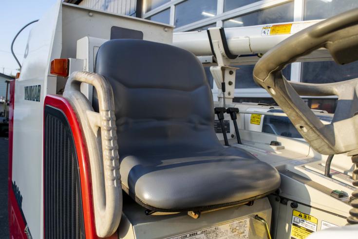 コンバイン GC325 写真３