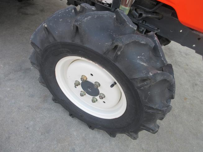 トラクター KB205(F) 写真８