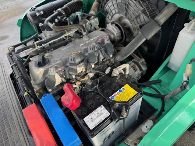 フォークリフト FGE20D 写真５