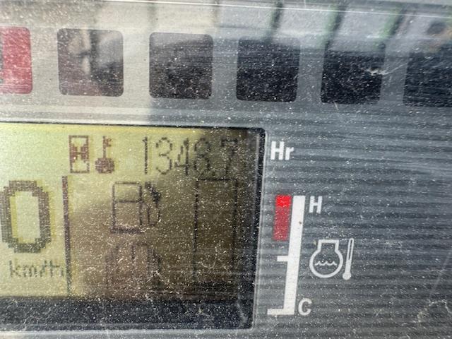 フォークリフト FGE20D 写真６