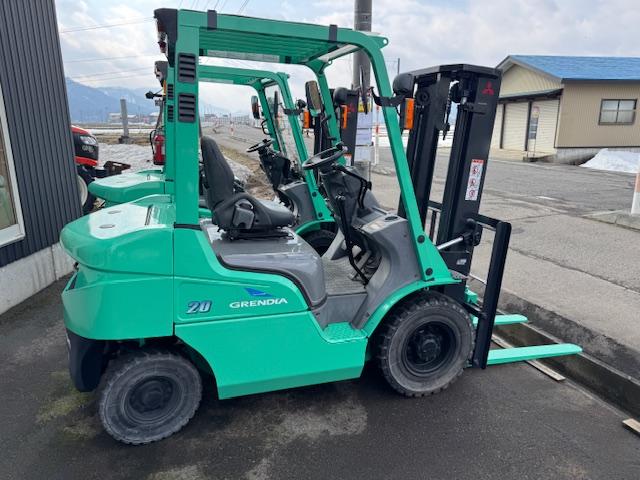 フォークリフト FGE20D 写真４