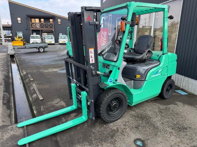 MITSUBISHI LOGISNEXT フォークリフト 写真