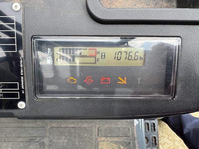 フォークリフト 8FG20 写真６