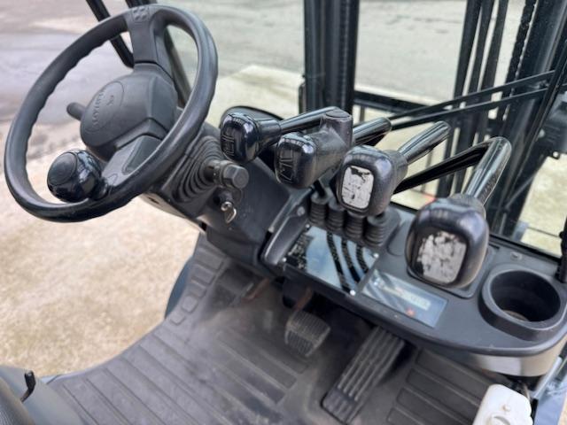 フォークリフト 8FG15 写真９