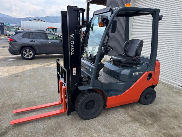 フォークリフト 8FG15 写真２