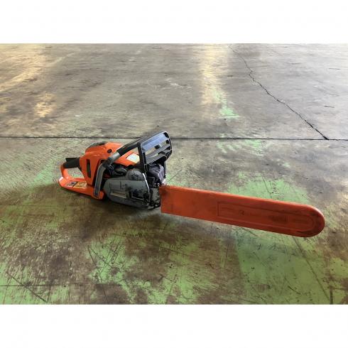 チェーンソー 550XP 写真２