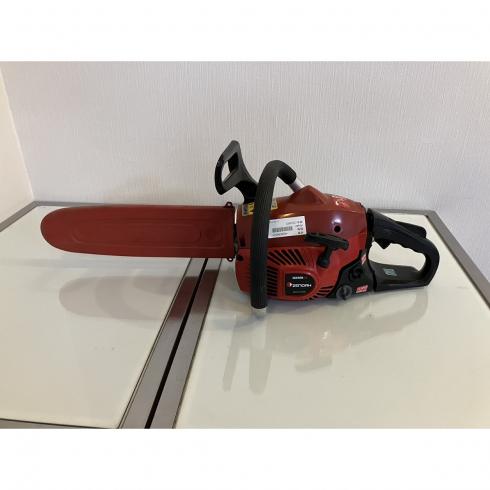 ゼノア チェーンソー 写真