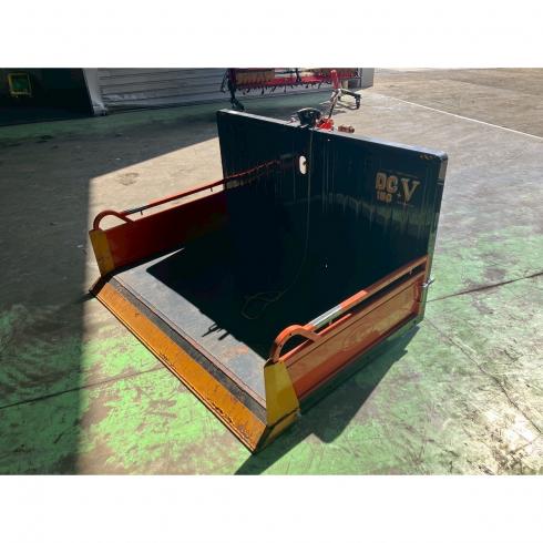 富士トレーラー 整地キャリア 写真