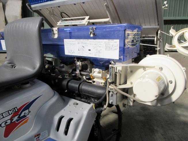 田植機 PQZ4-DULF 写真９