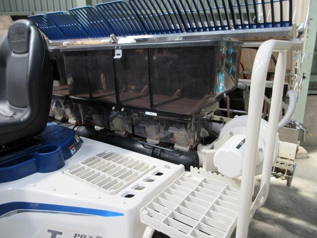 田植機 PRJ8D-ZLFS 写真８