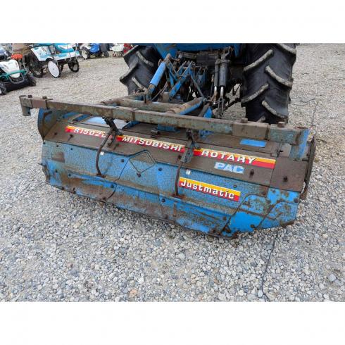 トラクター MT2501 写真３