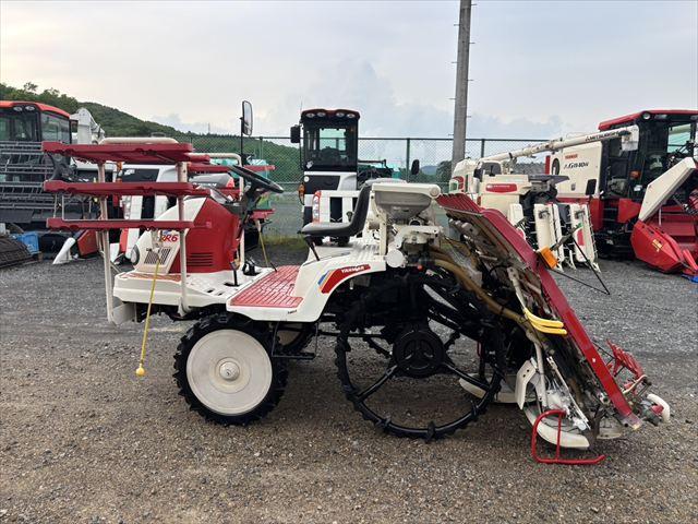 田植機 RR6 写真２