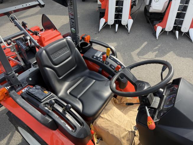 トラクター NB19MA RSP14N 写真６