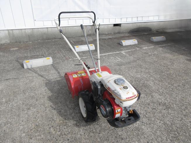 ヤンマー 耕耘機 写真