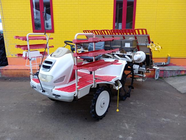 ヤンマー 田植機 写真