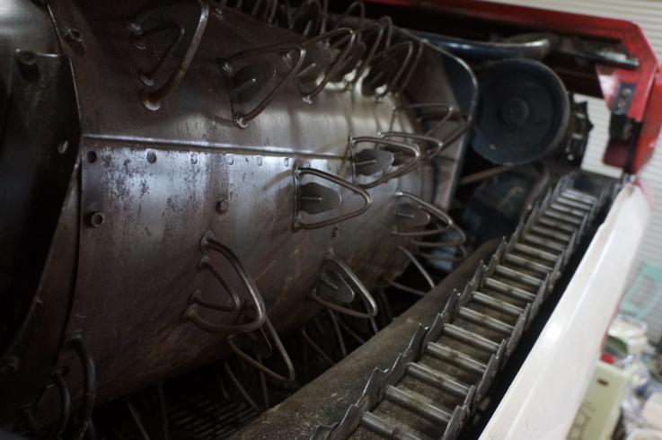 コンバイン AE334 写真９