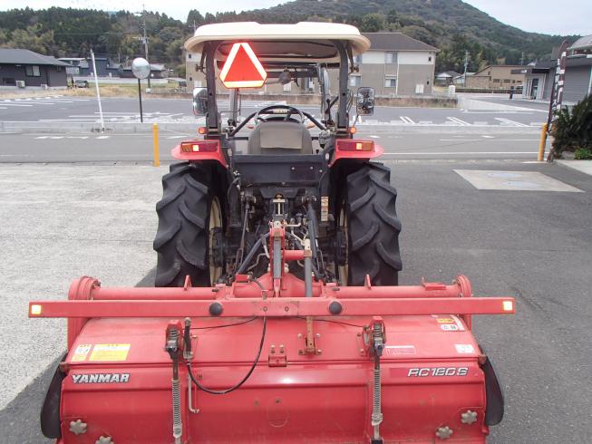 トラクター EG330-YUHKS8 写真４