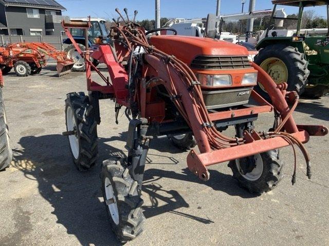 トラクター F-7HWT 写真４