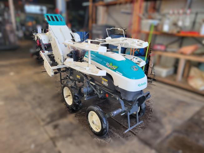 クボタ 野菜移植機 写真