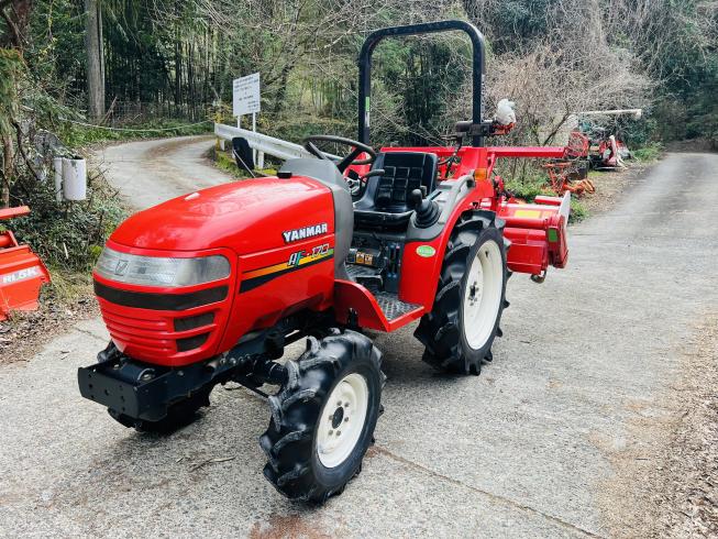 ヤンマー トラクター 写真