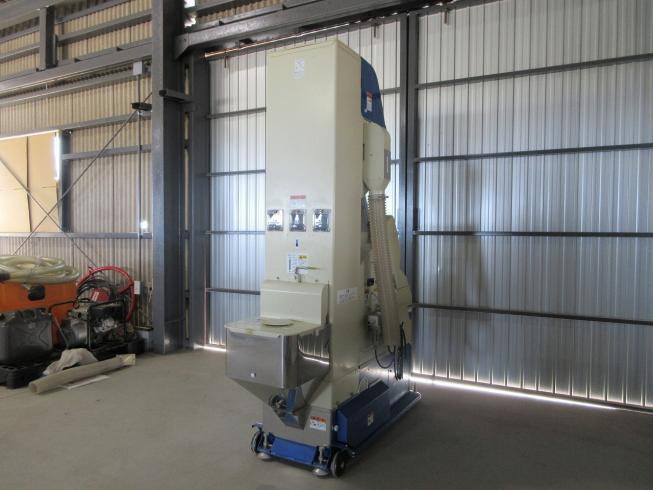 色彩選別機 FGS-2000(3) 写真５