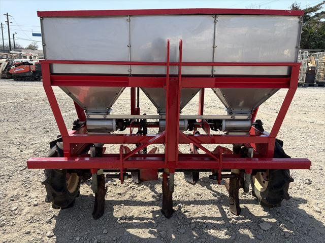 肥料散布機 不明 写真５