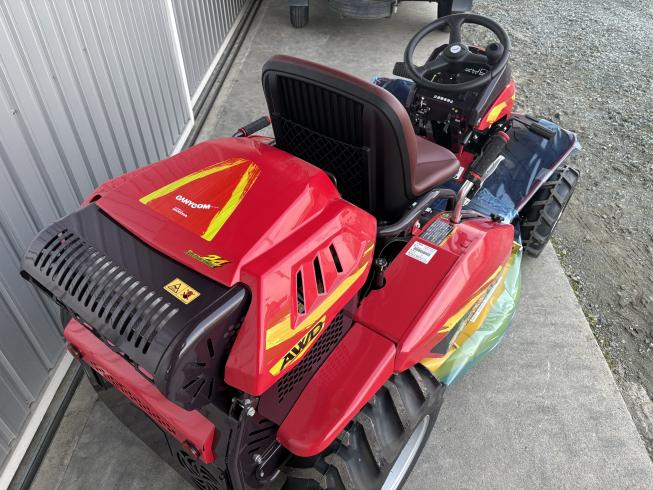 乗用草刈機 CMX2408HC 写真10