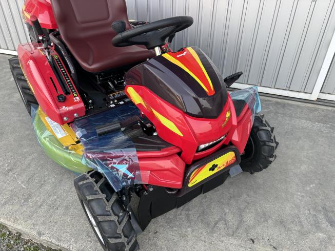 乗用草刈機 CMX2408HC 写真６