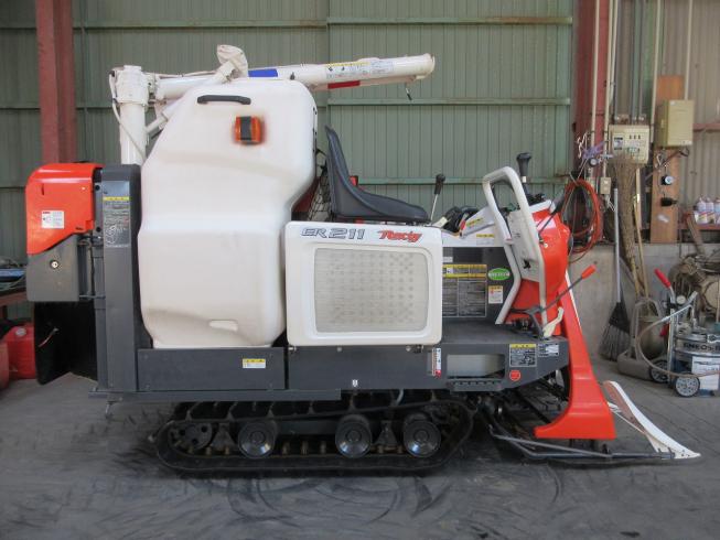 コンバイン ER211W 写真４