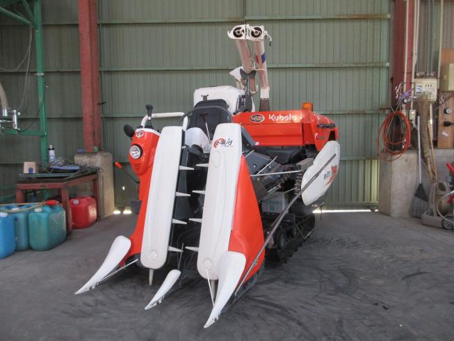 クボタ コンバイン 写真