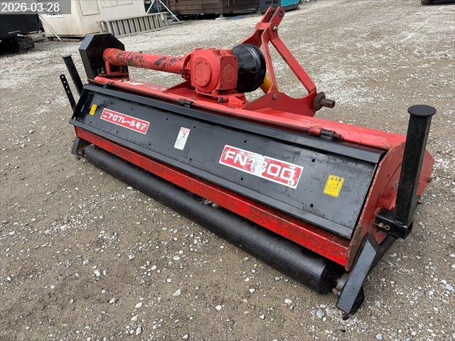 ニプロ 草刈機 写真