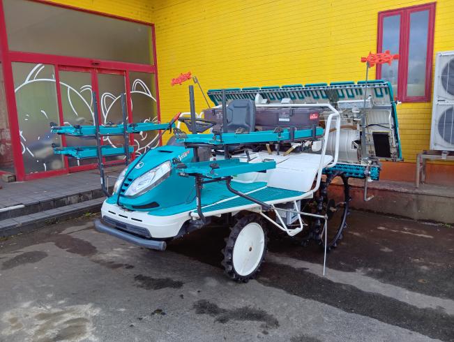 クボタ 田植機 写真