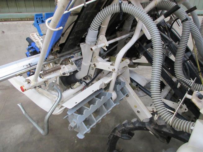 田植機 PQZ43-DULF 写真６