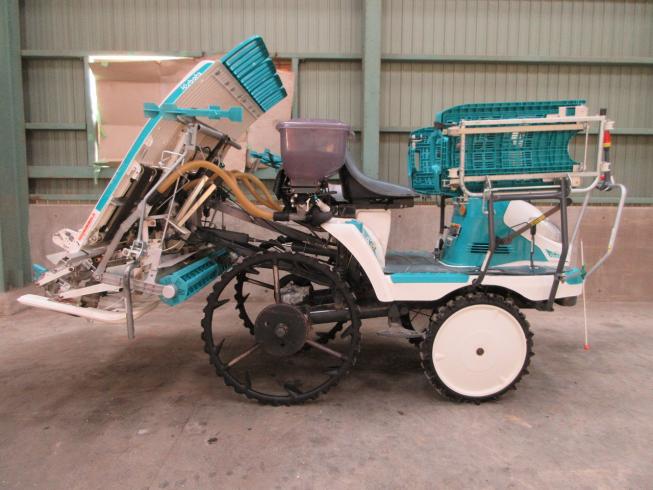 田植機 SPU450P-FR 写真３