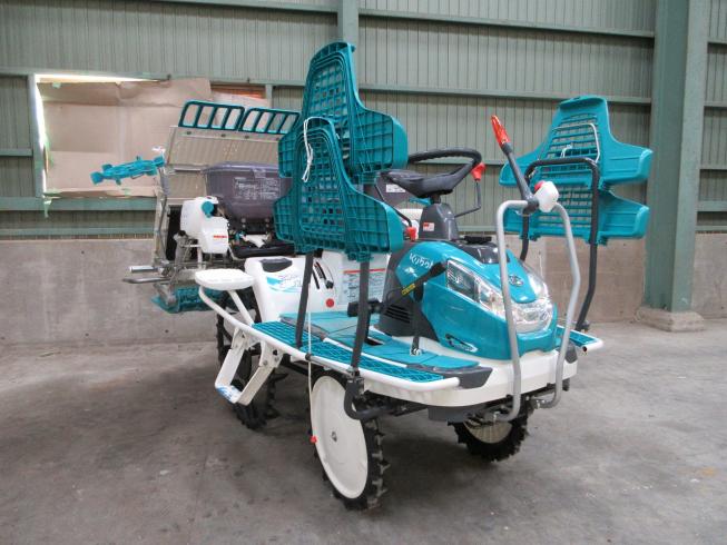 クボタ 田植機 写真