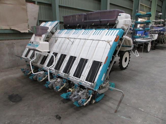 田植機 ZP87-18T5F 写真４