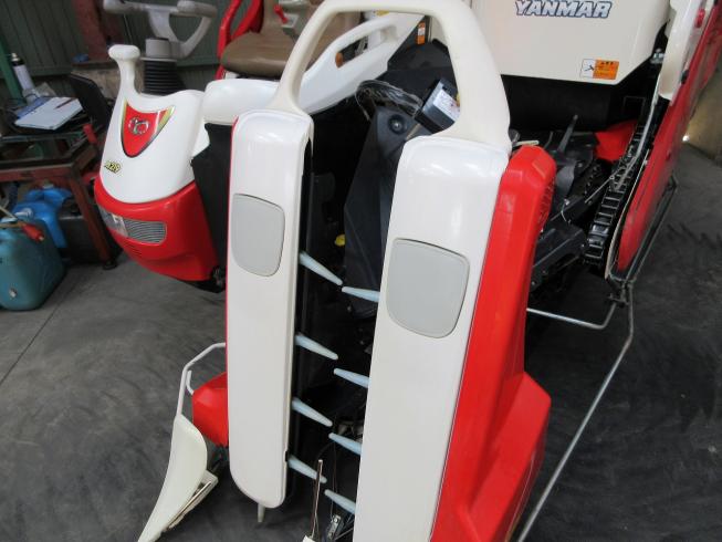 コンバイン AJ219 写真５