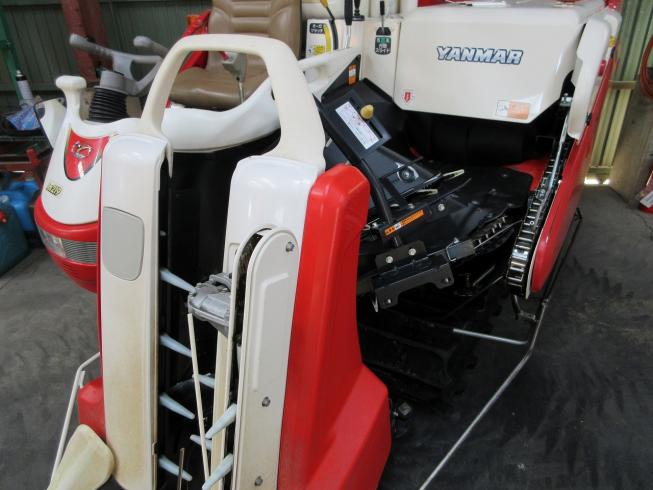 コンバイン AJ219 写真６