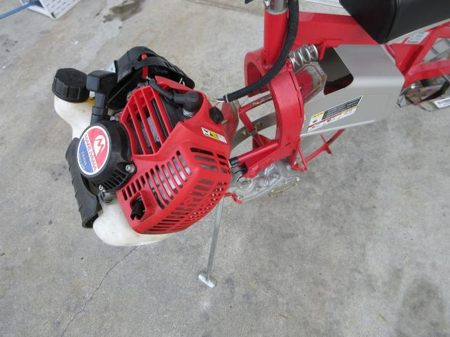 乗用溝切機 MKF-A435 写真５