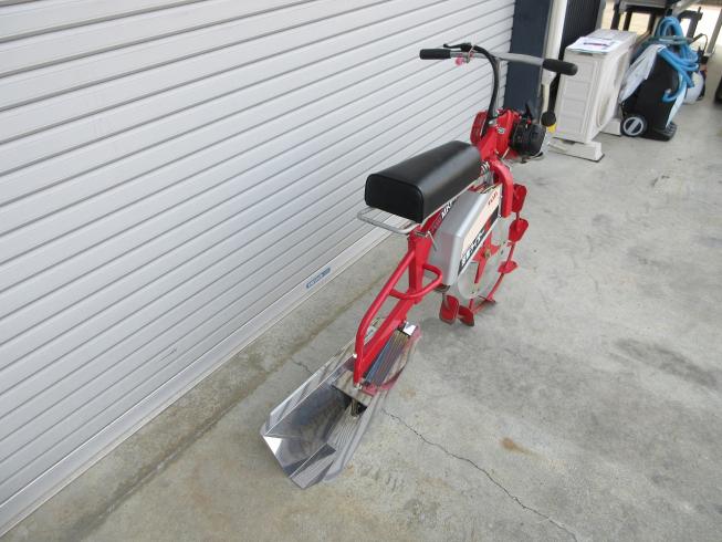 乗用溝切機 MKF-A435 写真９